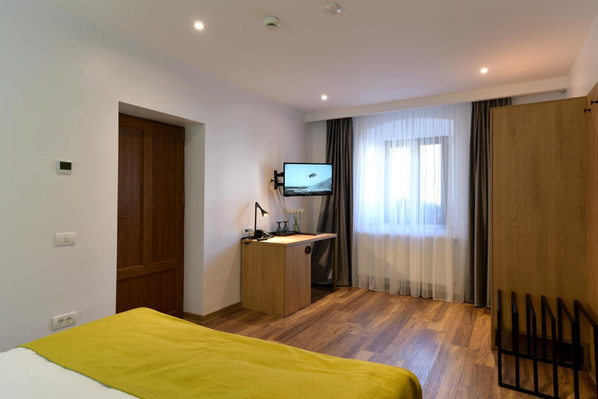 Prinz Gregor Hotel Брашов Екстериор снимка